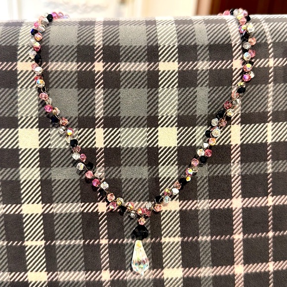 CUT CRYSTAL AND STERLING SILVER NEIMAN MARCUS NECKLACE - Picture 8 of 11